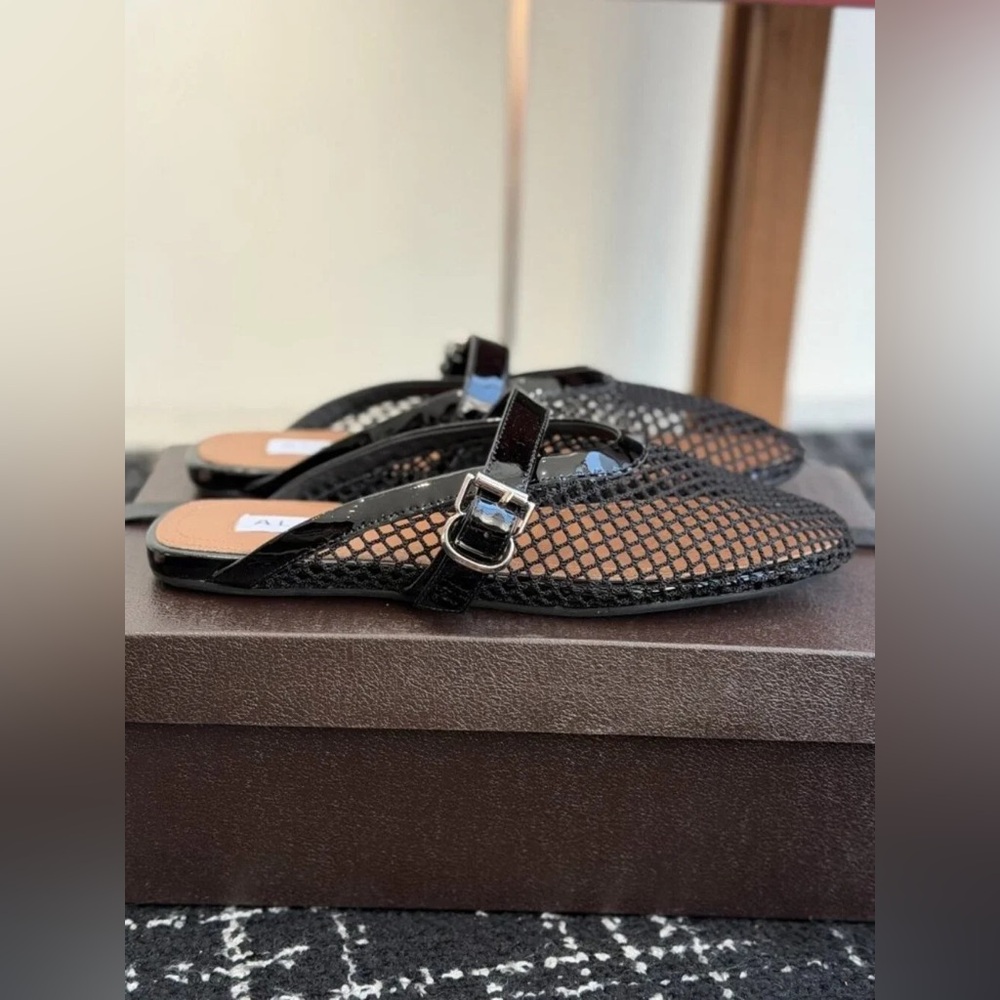 Alaia Mesh Buckle Mule Slippers - Picture 5 of 8